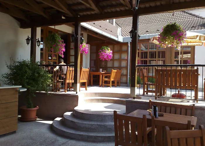招待所 科佩切克扎梅茨基酒店 Rájec-Jestřebí